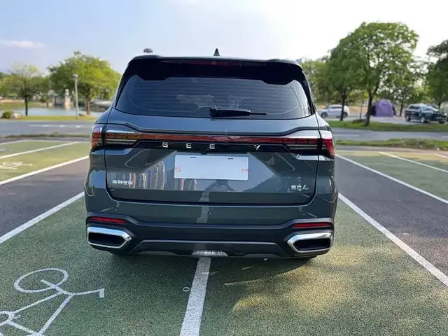 GEELY OKAVANGO PREMIUM 2023