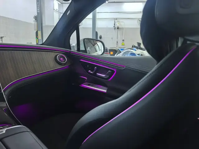 MERCEDES-BENZ EQE LUXURY 2024