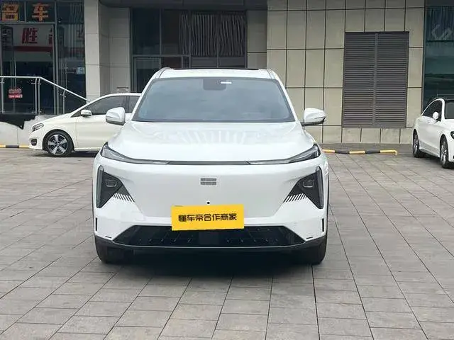 GEELY L7 2023