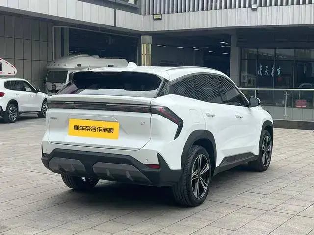 GEELY L7 2023