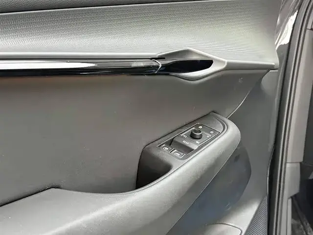VOLKSWAGEN ID 2024