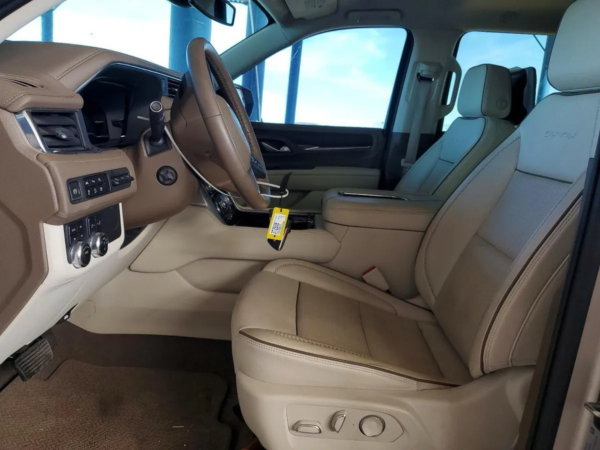 GMC YUKON XL DENALI 2023