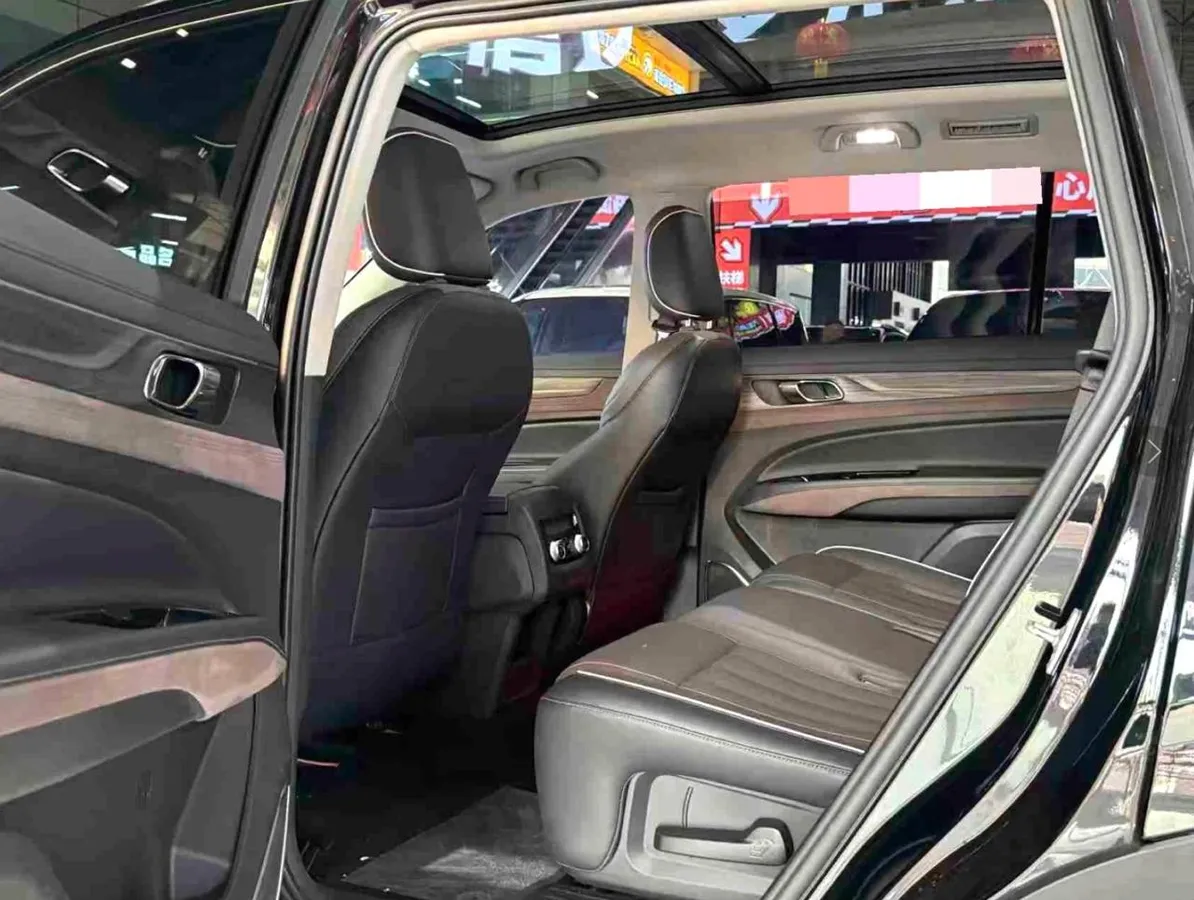 FORD EQUATOR PRESTIGE 2023