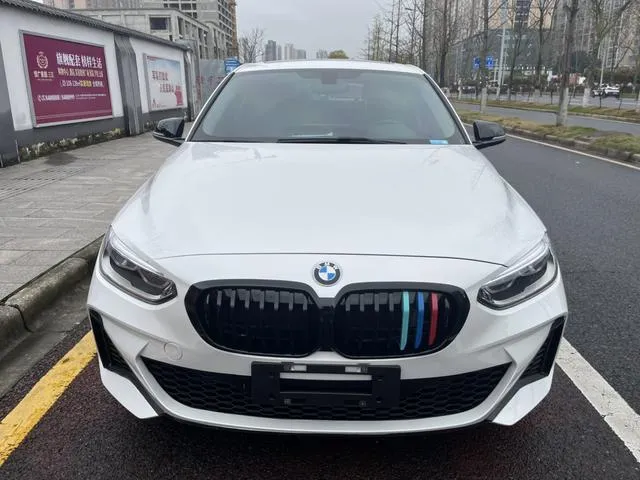 BMW 120I M SPORT SHADOW 2023