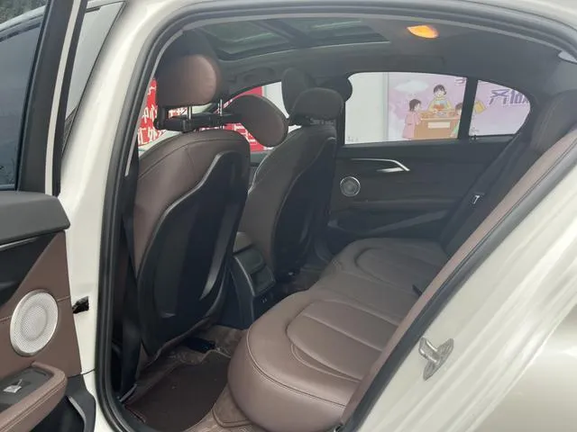 BMW 120I M SPORT SHADOW 2023