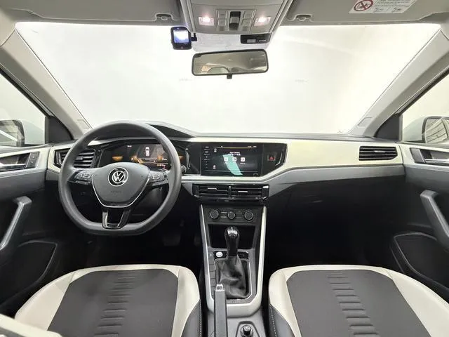 VOLKSWAGEN POLO PLUS 1 2023