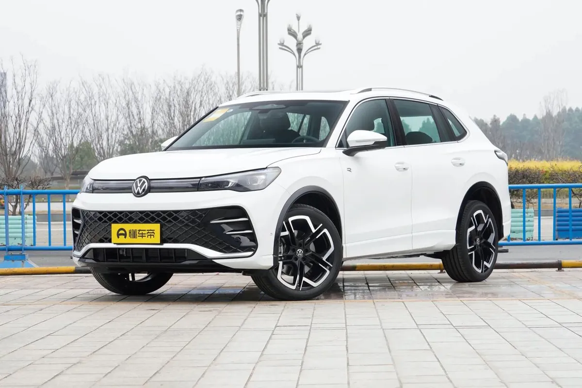VOLKSWAGEN TIGUAN L 2026