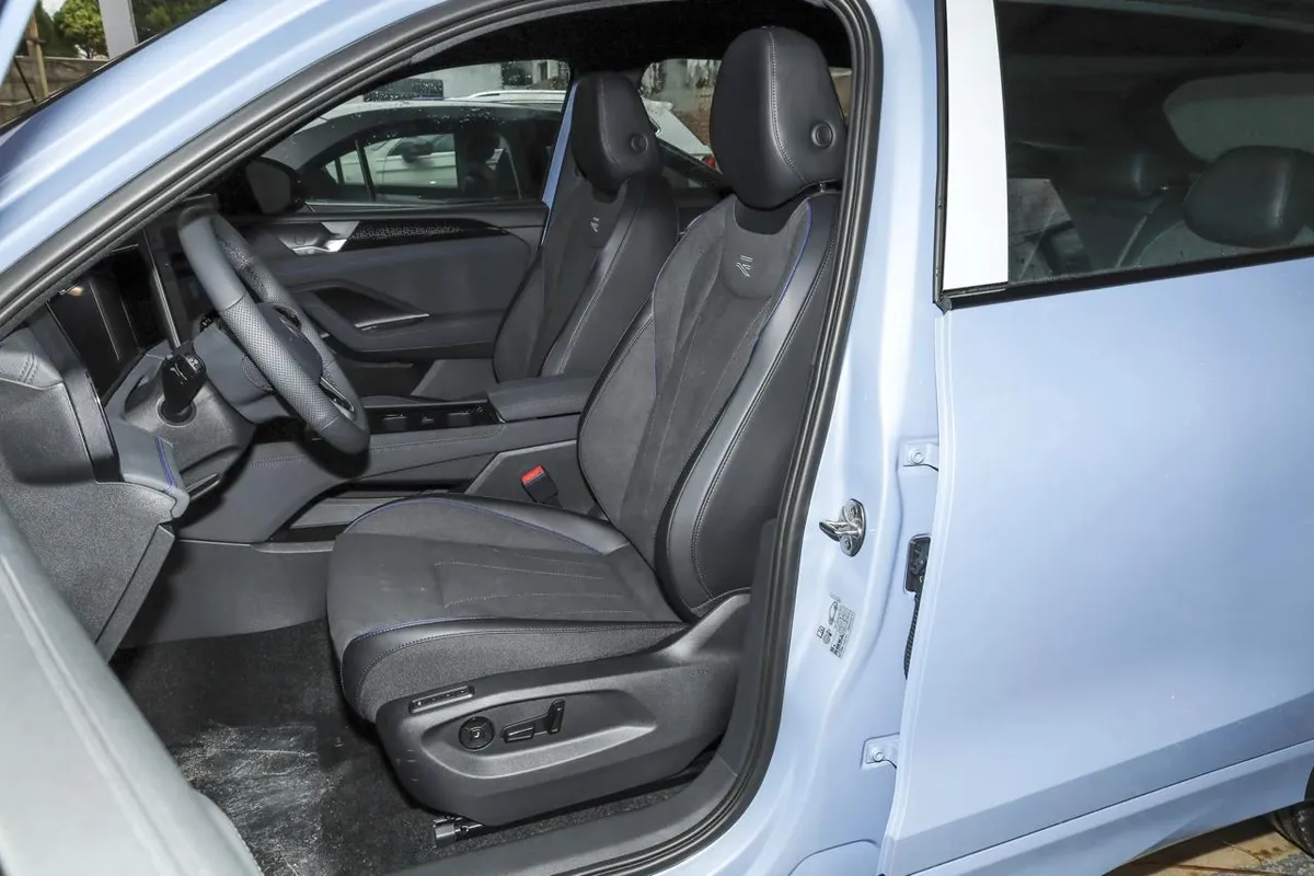 VOLKSWAGEN TIGUAN L 2026