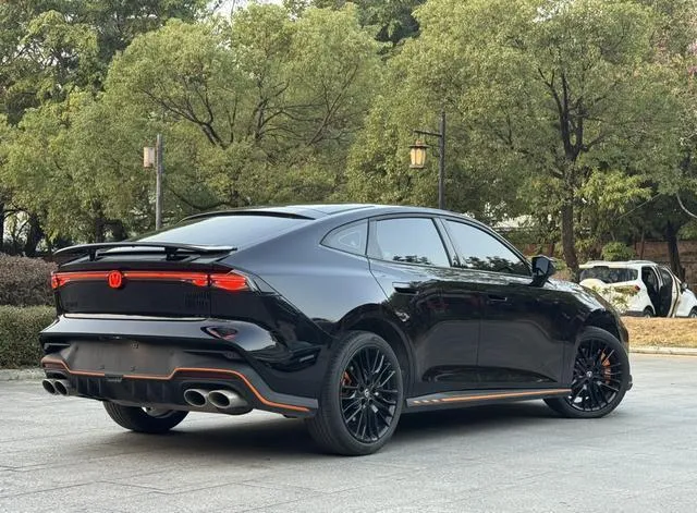 CHANGAN UNI-V 2025