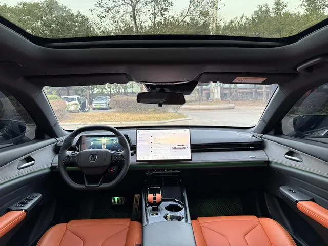 CHANGAN UNI-V 2025