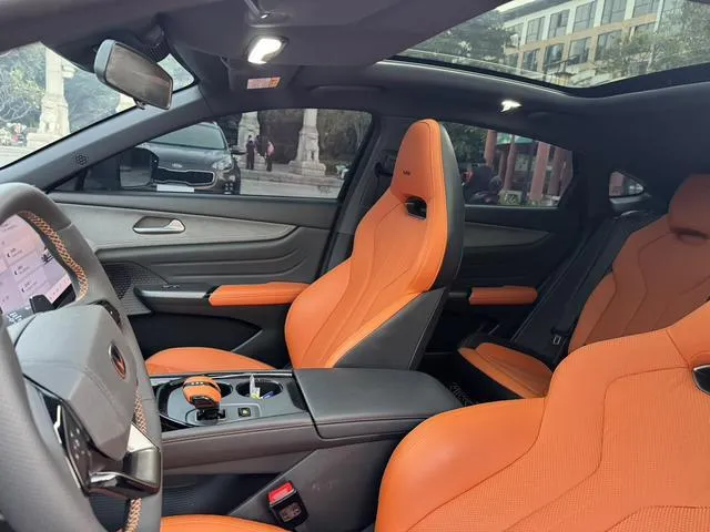 CHANGAN UNI-V 2025