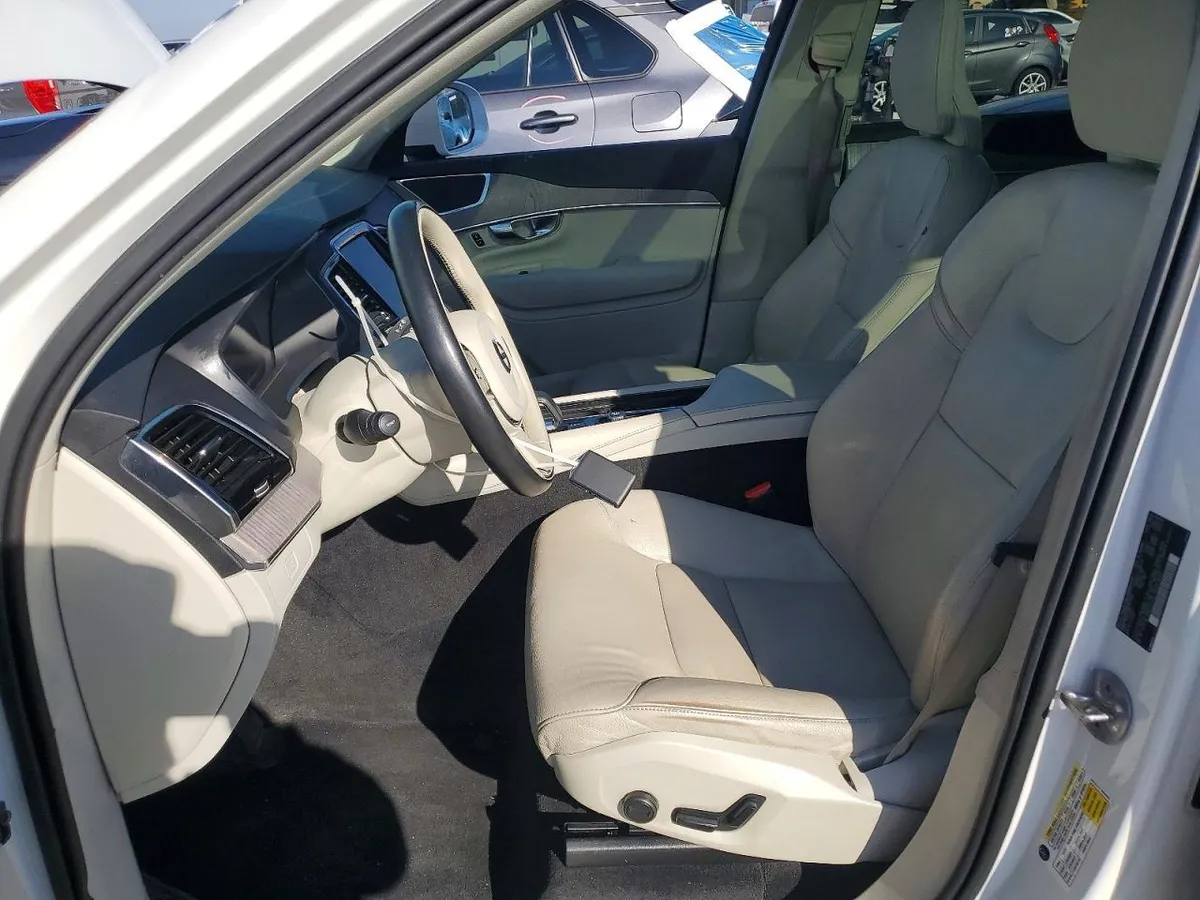 VOLVO XC90 PLUS 2023