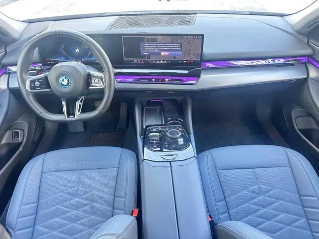 BMW I5 35L + М-ПАКЕТ 2024