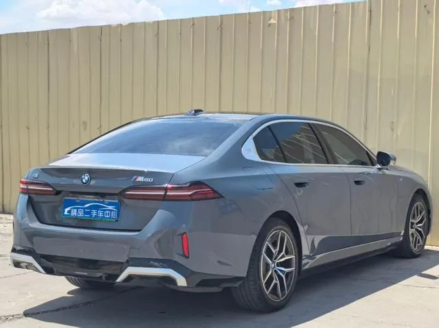 BMW I5 LUXURY 2024