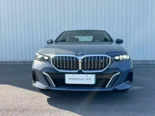 BMW I5 35L + М-ПАКЕТ 2024
