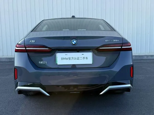 BMW I5 35L + М-ПАКЕТ 2024