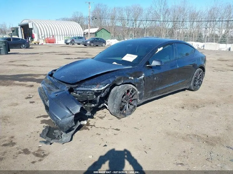 TESLA MODEL 3 PERFORMANCE 2024
