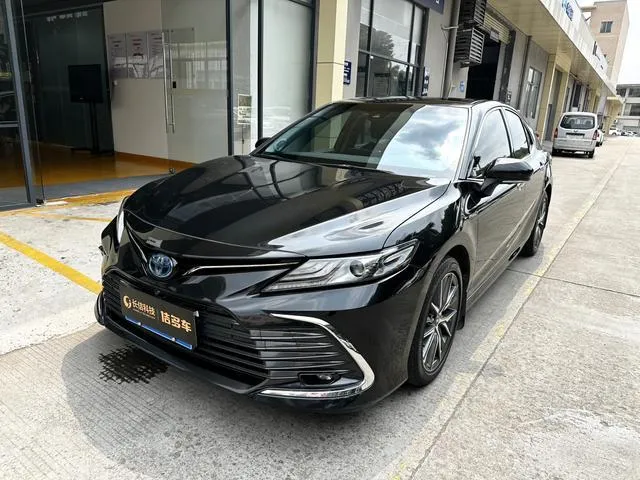 TOYOTA CAMRY HYBRID 2 2021