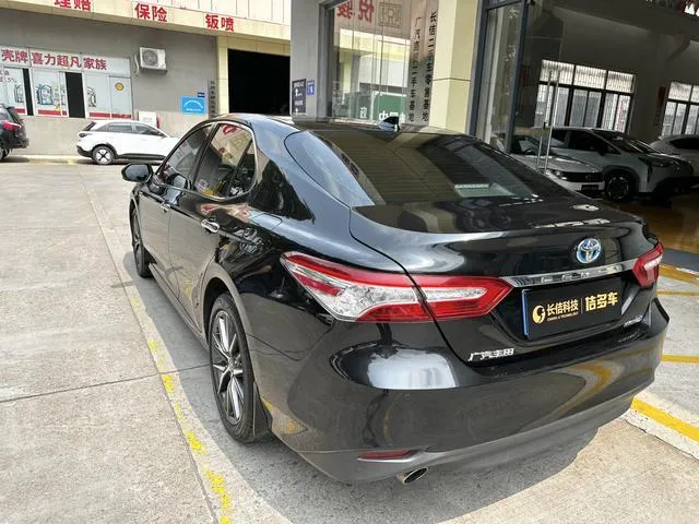 TOYOTA CAMRY HYBRID 2 2021