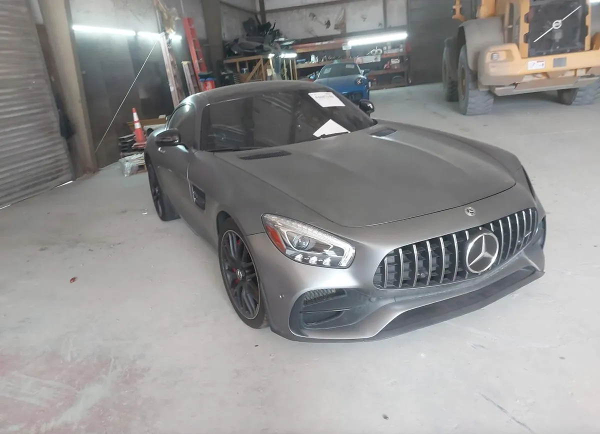 MERCEDES-BENZ AMG GT S 2018