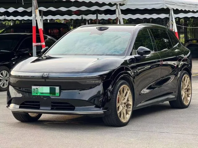 ZEEKR 7X 100KWH LONG-RANGE AWD 2024