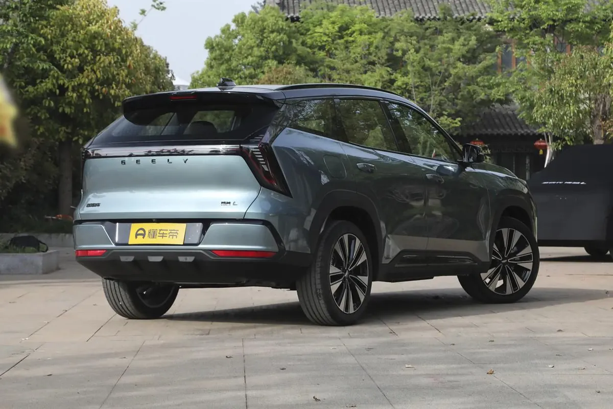 GEELY BOYUE L ГОД ПРОИЗВОДСТВА - 2026 2026