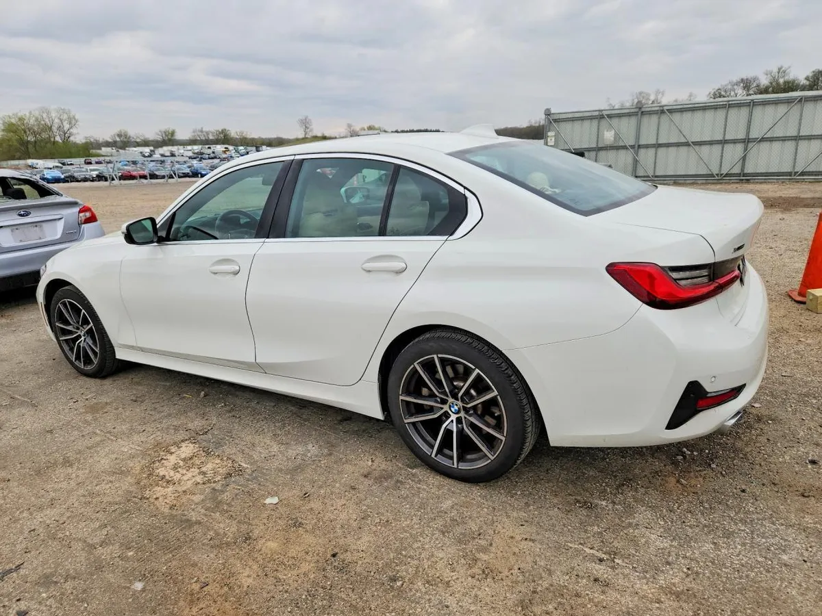 BMW 330XI 2021