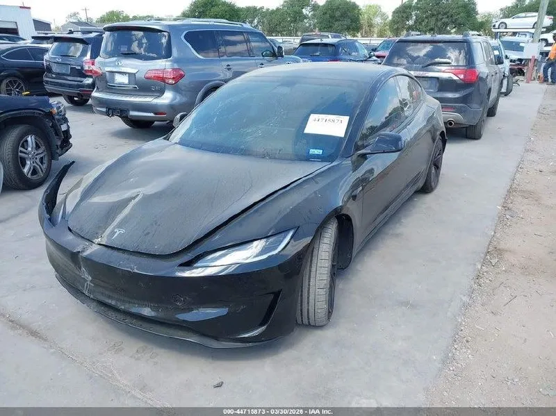 TESLA MODEL 3 PERFORMANCE 2024