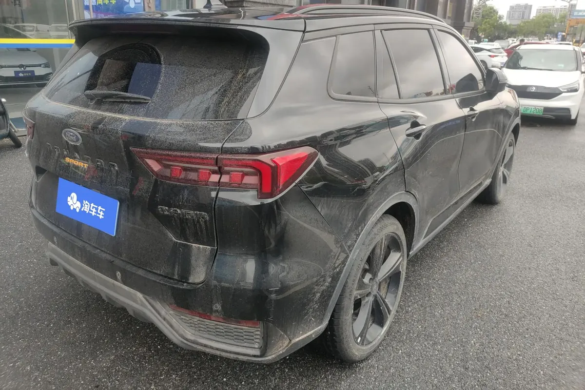 FORD EQUATOR SPORT LIGHT AND 2022