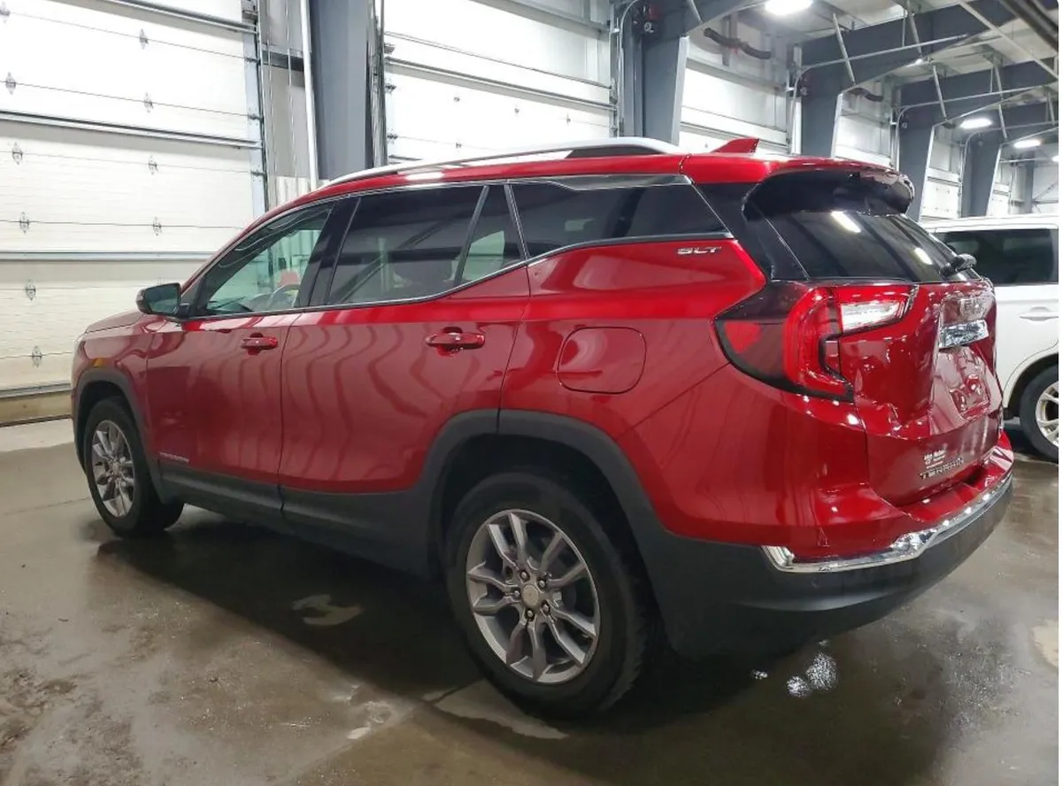 GMC TERRAIN SLT 2023