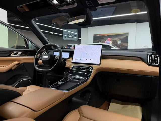 GEELY BOYUE L 2025