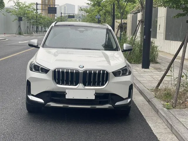 BMW X1 2023
