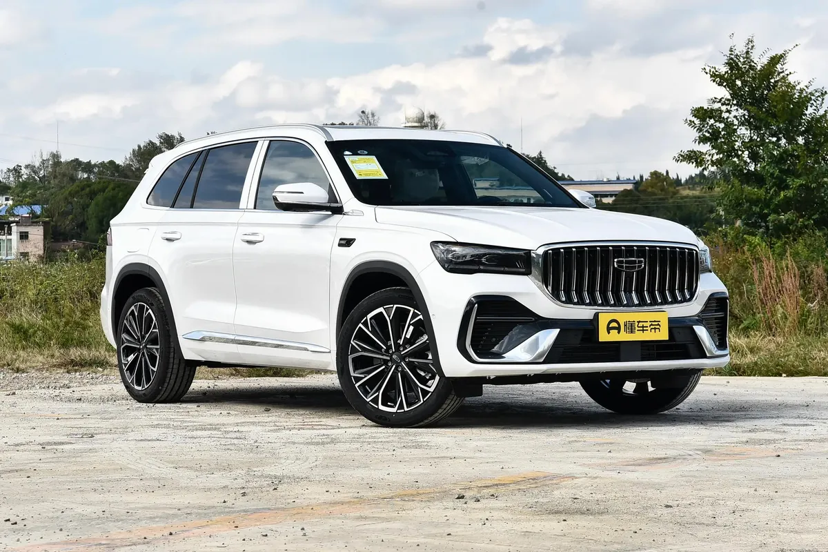 GEELY XINGYUE L 2026