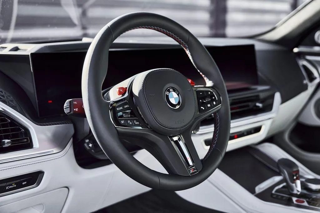 BMW XM LABEL 2026