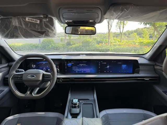 FORD EDGE L 2 2023