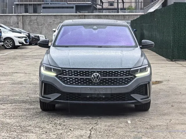 VOLKSWAGEN LAVIDA STARRY LAVIDA 300TSI DSG STARRY 2023