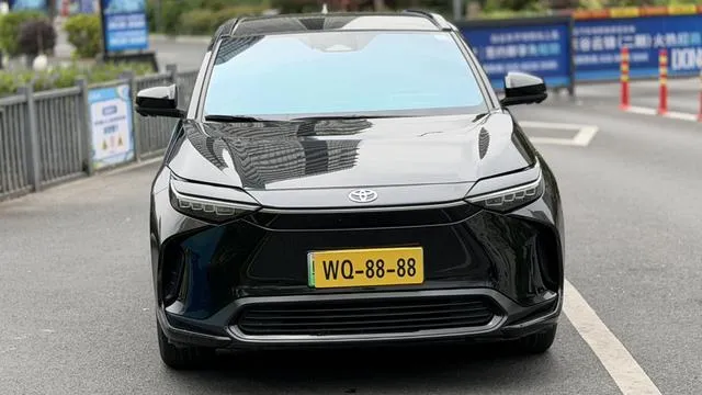 TOYOTA BZ4X HIGH-PERFORMANCE BZ4X AWD HIGH-PERFORMANCE PREMIUM 2023