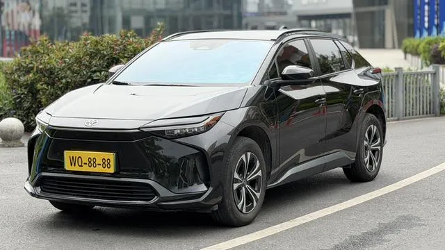 TOYOTA BZ4X HIGH-PERFORMANCE BZ4X AWD HIGH-PERFORMANCE PREMIUM 2023