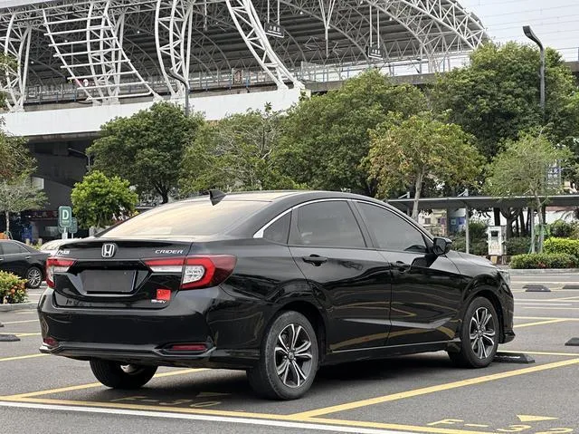 HONDA CRIDER LUXURY 2023