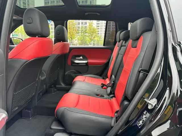 MERCEDES-BENZ GLB AMG 35 4MATIC 2023