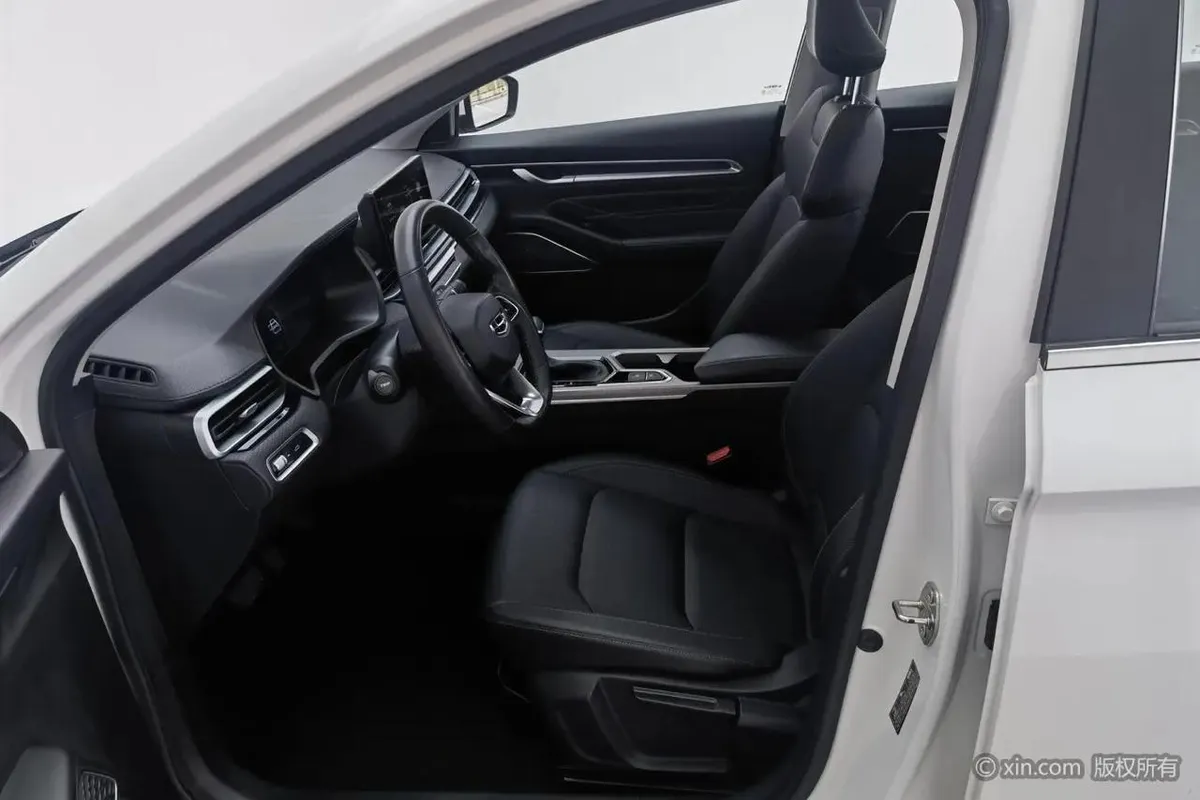 GEELY EMGRAND PREMIUM 2021