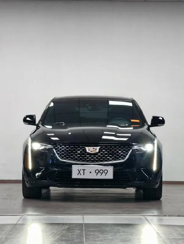 CADILLAC CT4 LUXURY 2023