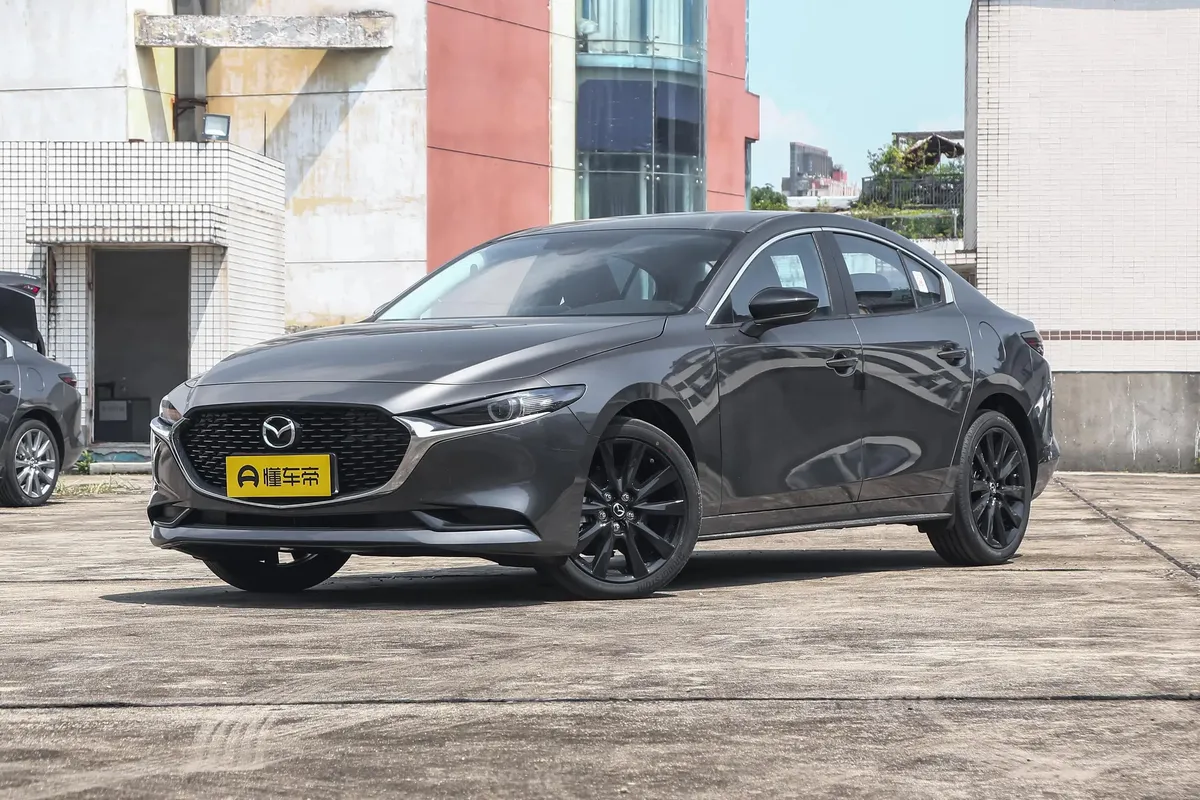 MAZDA 3 AXELA 2 2025
