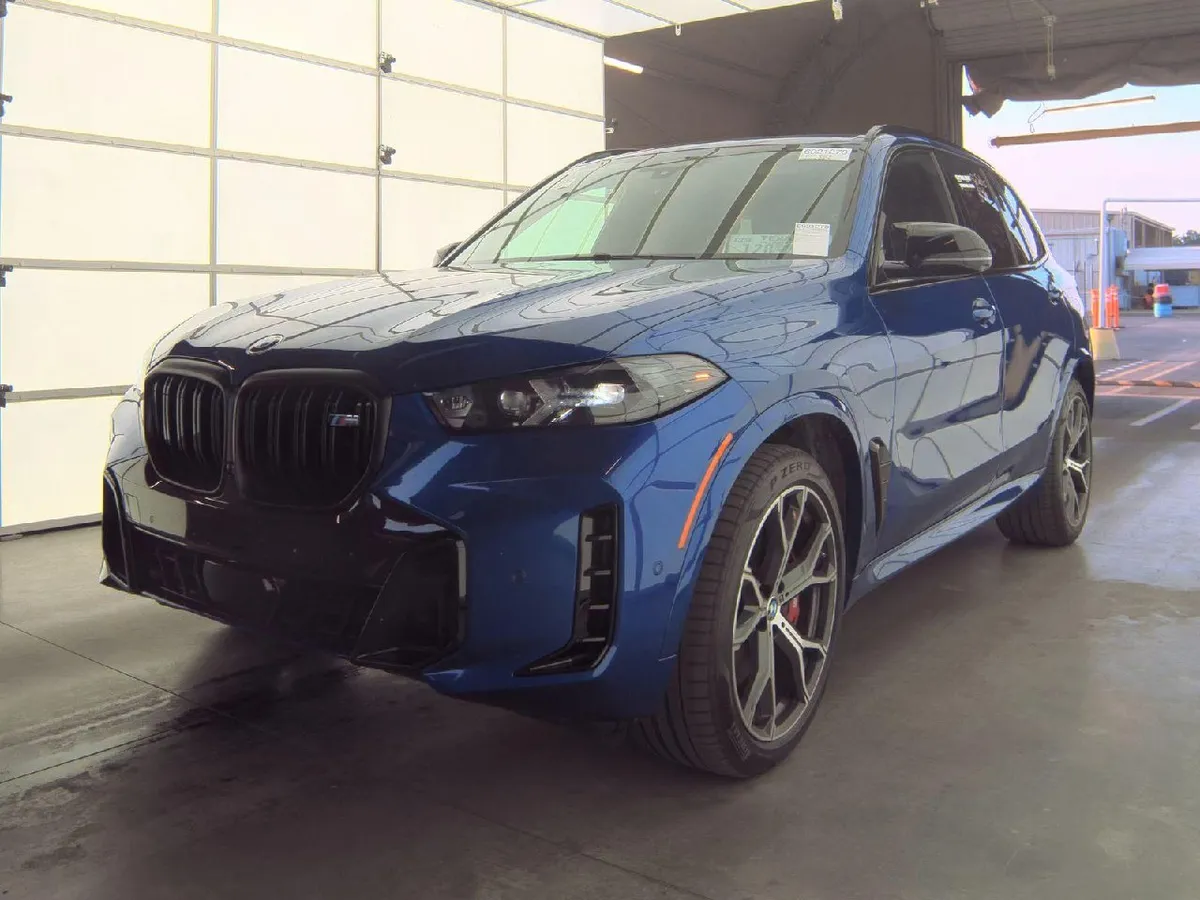 BMW X5 SPORTS ACTIVITY VEHICLE 2025