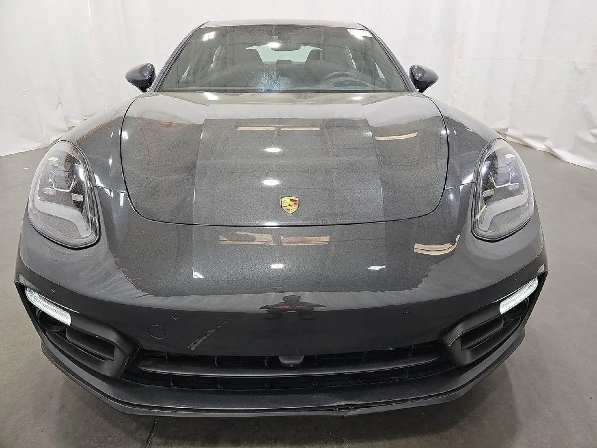 PORSCHE PANAMERA 4 PLATINUM EDITION 2023