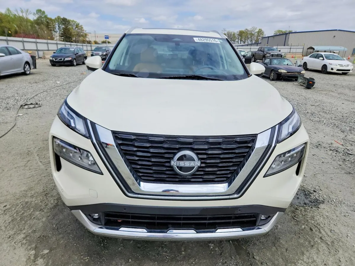NISSAN ROGUE PLATINUM 2022