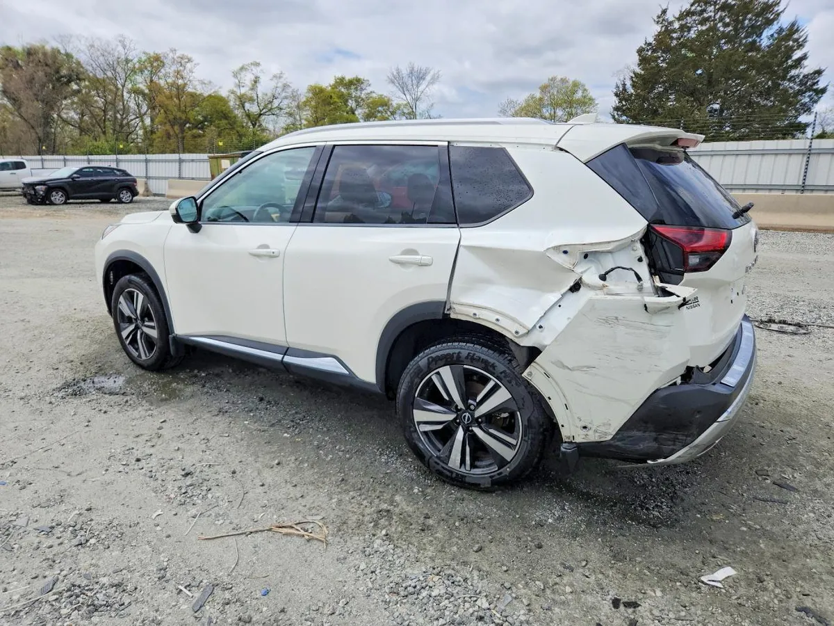 NISSAN ROGUE PLATINUM 2022