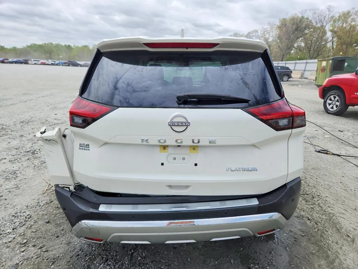NISSAN ROGUE PLATINUM 2022