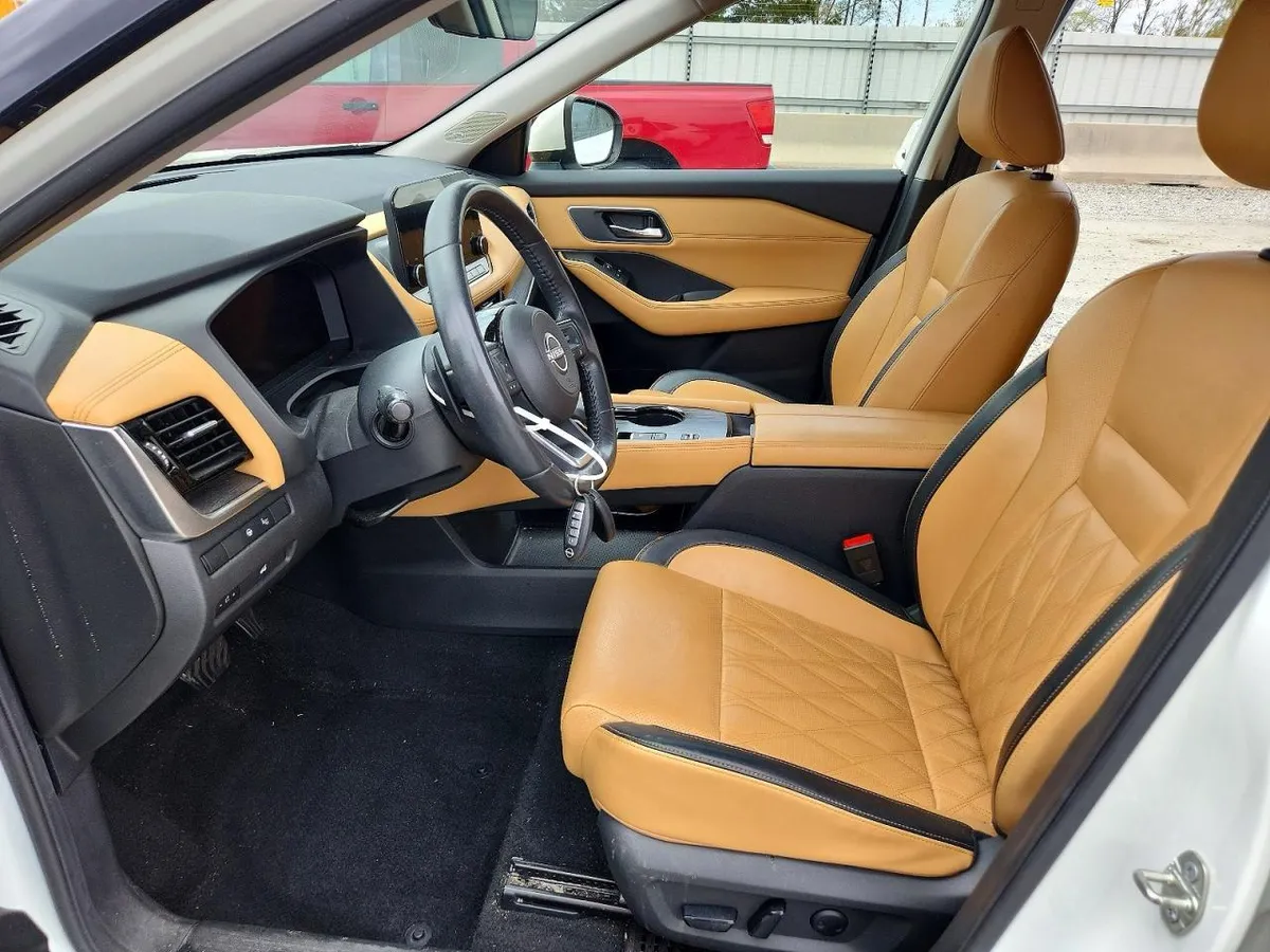 NISSAN ROGUE PLATINUM 2022