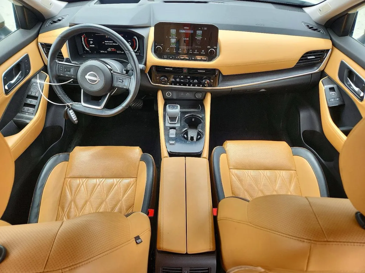 NISSAN ROGUE PLATINUM 2022